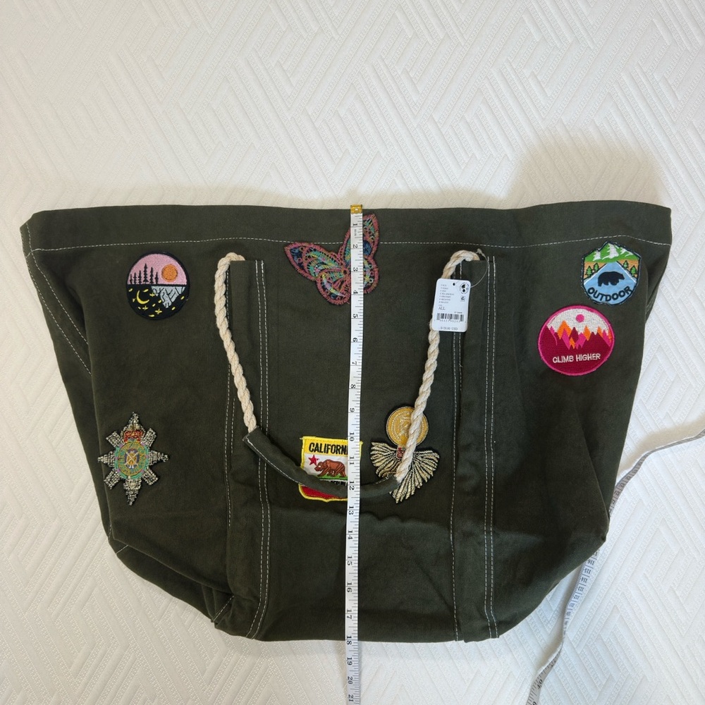 Free People Sea Serpent Weekender Tote Bag Olive Green Canvas NWT $128 - Picture 6 of 14